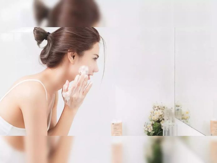 Best Face Wash Cream for Oily Skin : Transform Your Skin Today!